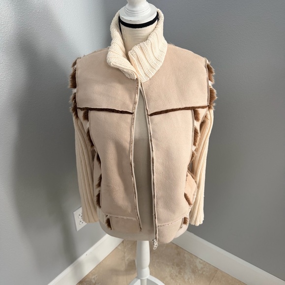 Parkhurst Jackets & Blazers - Parkhurst Cream Vest with Fur Accents
